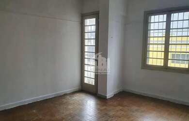 Imagem: O apartamento possui 3 Dormitórios, 1 Banheiro, 90m² de Área