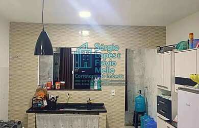 Imagem: A casa em condomínio possui 3 Dormitórios, 1 Banheiro, 3 Vagas