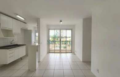 Imagem: O apartamento possui 3 Dormitórios, 2 Banheiros, 1 Vaga na