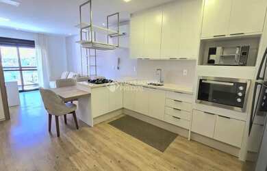 Imagem: O studio possui 1 Dormitório, 1 Banheiro, 1 Vaga na garagem