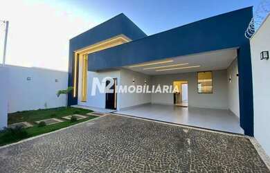 Imagem: A casa possui 3 Dormitórios, 3 Banheiros, 5 Vagas na garagem