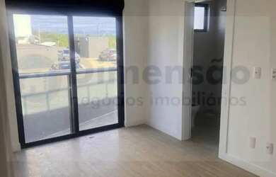 Imagem: O apartamento possui 2 Dormitórios, 2 Banheiros, 2 Vagas na