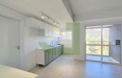 Imagem: O apartamento possui 2 Dormitórios, 1 Banheiro, 1 Vaga na garagem