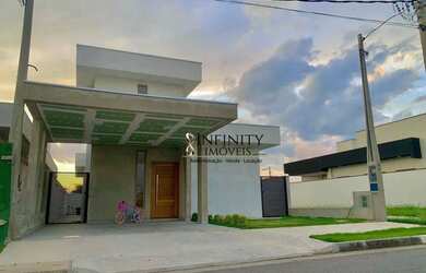 Imagem: A casa em condomínio à venda possui 3 Dormitórios, 1 Banheiro