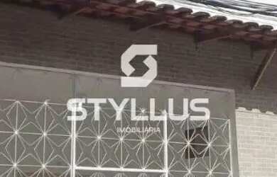 Imagem: A casa possui 2 Dormitórios, 3 Banheiros, 1 Vaga na garagem