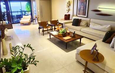 Imagem: O apartamento possui 3 Dormitórios, 3 Banheiros, 4 Vagas na