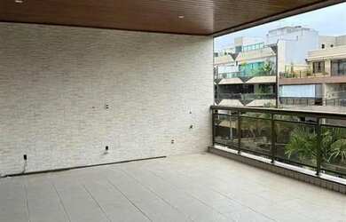 Imagem: O apartamento possui 3 Dormitórios, 3 Banheiros, 2 Vagas na