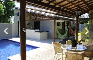 Imagem: A casa possui 4 Dormitórios, 3 Vagas na garagem e está localizado