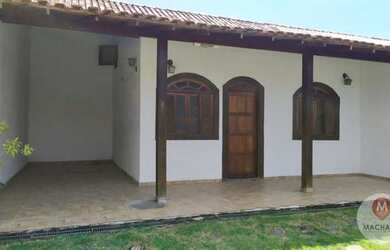 Imagem: A casa possui 2 Dormitórios, 2 Banheiros, 1 Vaga na garagem