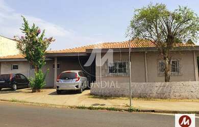 Imagem: O depósito possui 3 Vagas na garagem, 228m² de Área e está