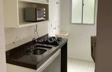 Imagem: O apartamento possui 2 Dormitórios, 1 Banheiro, 1 Vaga na garagem