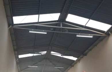 Imagem: O depósito possui 236m² de Área e está localizado em Santa