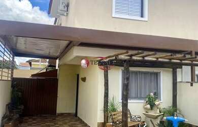 Imagem: A casa em condomínio possui 2 Dormitórios, 2 Banheiros, 1