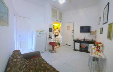 Imagem: A kitnet possui 1 Banheiro, 25m² de Área e está localizado