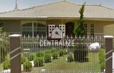 Imagem: O depósito possui 3 Vagas na garagem, 210m² de Área e está