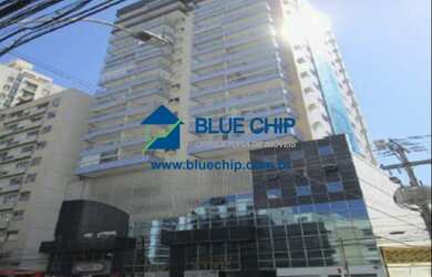 Imagem: O depósito possui 5 Vagas na garagem, 902m² de Área e está