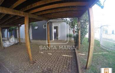 Imagem: O studio possui 1 Dormitório, 2 Banheiros, 1 Vaga na garagem