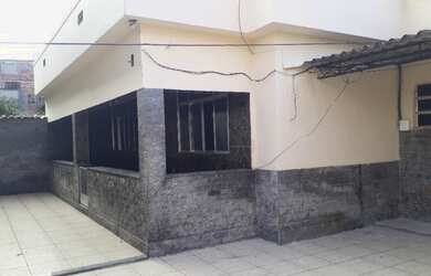 Imagem: A casa possui 2 Dormitórios, 2 Banheiros, 98m² de Área e