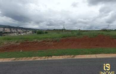 Imagem: O terreno possui 300m² de Área e está localizado em Jardim