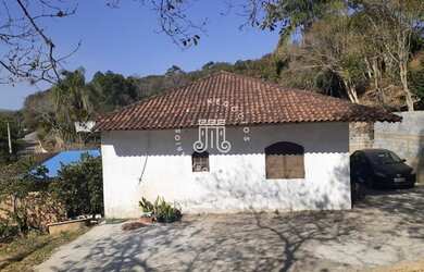 Imagem: A chácara possui 340m² de Área e está localizado em Vila