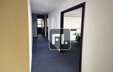 Imagem 9: Conjunto, 300 m² - venda por R$ 2.150.000,01 ou aluguel por R$ 13.000,01/mês...