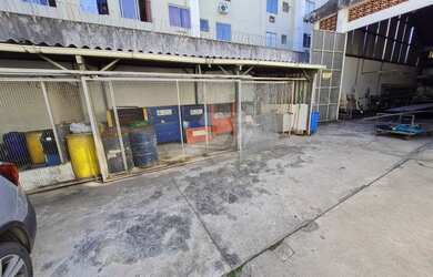 Imagem 7: Galpão/Depósito/Armazém para venda tem 2400 metros quadrados