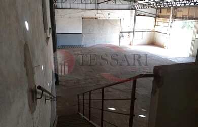 Imagem: O depósito possui 368m² de Área e está localizado em Jardim