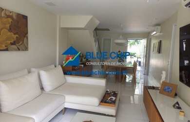 Imagem: A casa em condomínio possui 5 Dormitórios, 4 Banheiros, 3