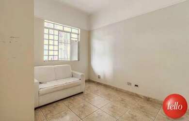 Imagem: A casa possui 3 Dormitórios, 2 Banheiros, 1 Vaga na garagem