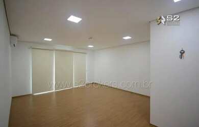 Imagem: O depósito possui 1 Vaga na garagem, 38m² de Área e está