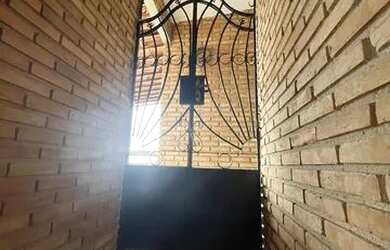 Imagem: O apartamento possui 4 Dormitórios, 3 Banheiros, 2 Vagas na