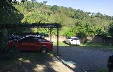 Imagem: A casa possui 2 Dormitórios, 1 Banheiro, 1 Vaga na garagem