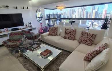 Imagem: O apartamento possui 3 Dormitórios, 3 Banheiros, 2 Vagas na