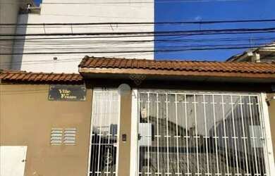 Imagem: A casa em condomínio possui 3 Dormitórios, 2 Banheiros, 2