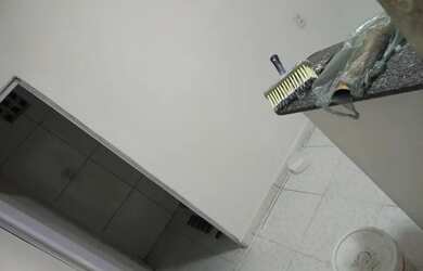 Imagem: A casa possui 1 Dormitório, 1 Banheiro e está localizado