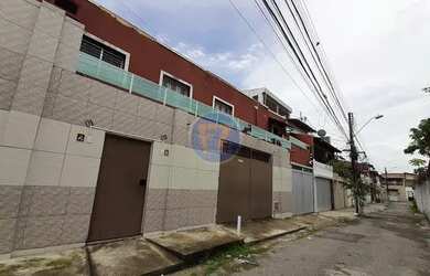 Imagem: A casa possui 3 Dormitórios, 1 Banheiro, 70m² de Área e