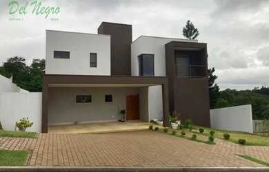 Imagem: A casa em condomínio possui 4 Dormitórios, 4 Banheiros, 5