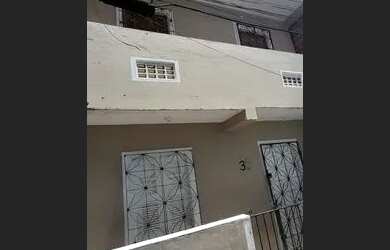 Imagem: A casa possui 2 Dormitórios, 1 Banheiro e está localizado