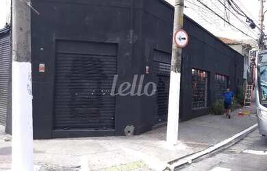 Imagem: O depósito possui 85m² de Área e está localizado em Água