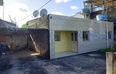 Imagem: A casa possui 2 Dormitórios, 2 Banheiros, 1 Vaga na garagem