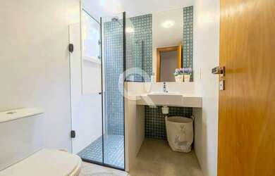 Imagem 9: Imóvel para aluguel e venda tem 293 metros quadrados com 4 quartos