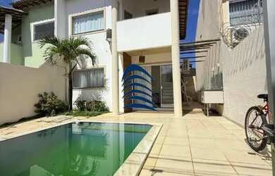 Imagem: A casa possui 3 Dormitórios, 3 Banheiros, 1 Vaga na garagem