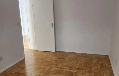 Imagem 6: Imóvel para aluguel possui 84 metros quadrados com 3 quartos em Auxiliadora - Porto Alegre