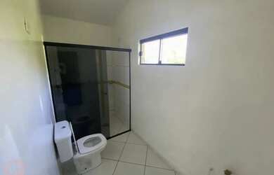 Imagem 12: Ampla Residência de 2 Andares com 6 Dormitórios, Área de Festas e Localização...