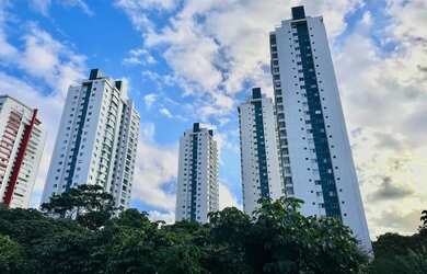 Imagem: O apartamento possui 2 Dormitórios, 3 Banheiros, 2 Vagas na