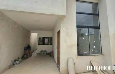 Imagem: Casa de 3 quartos, nova, sendo um suíte com closet em Porto