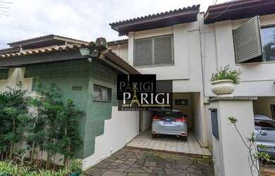 Imagem: A casa em condomínio possui 4 Dormitórios, 4 Banheiros, 2