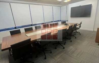 Imagem: O depósito possui 5 Vagas na garagem, 367m² de Área e Imóvel