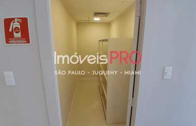 Imagem 13: Conjunto de 330m² em prédio retrofitado na Paulista