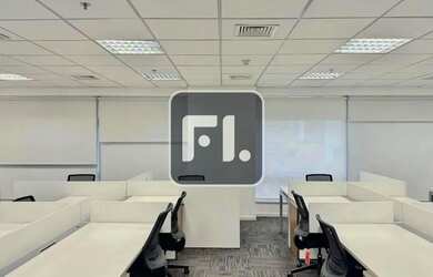 Imagem: O depósito possui 384m² de Área e está localizado em Bairro